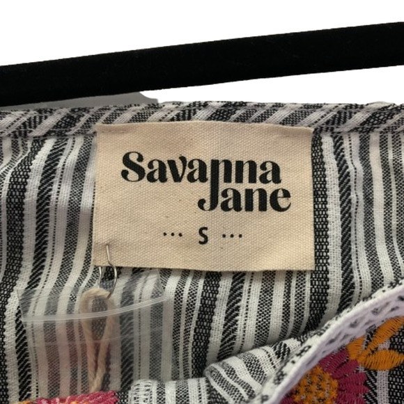SAVANNA JANE Black & White Stripe Embroidered‎ Floral Tank Top - NWT - Picture 10 of 12